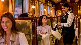 viagem de luxo em trem em Cusco